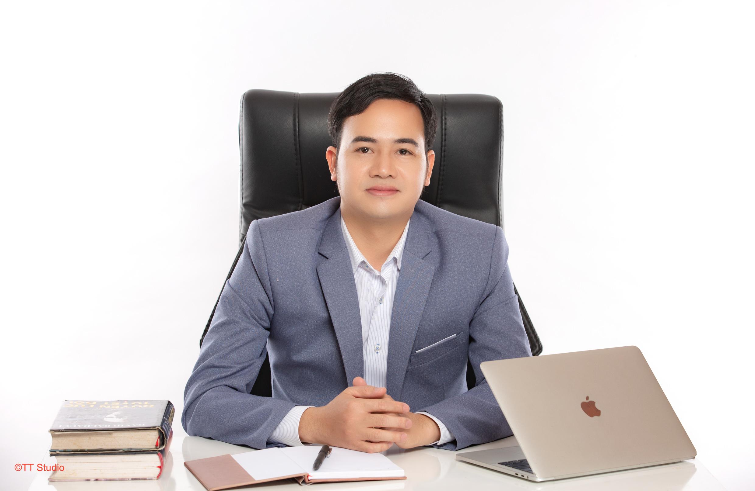 Logo CEO Phạm Nhật Nam